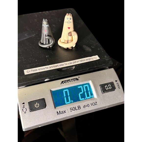 VTG MINIATURE CATS HANDMADE SIGNED DIANNE FOX CLAY BLACK WHITE CAT HANDPAINTED - Picture 6 of 9